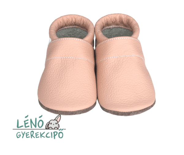Puhatalpú gyerekcipő
