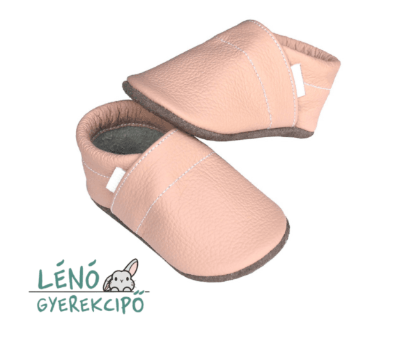 Puhatalpú gyerekcipő