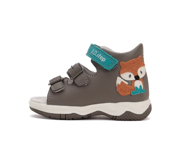 DD Step kisfiú bőrszandál