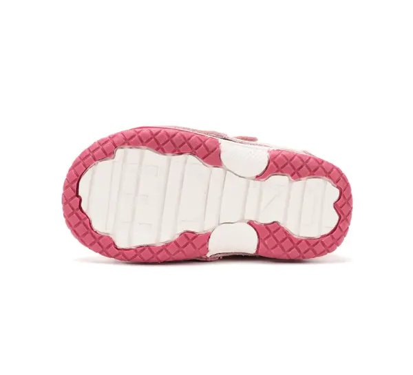 S038 61324CStrawberry05 900x.webp